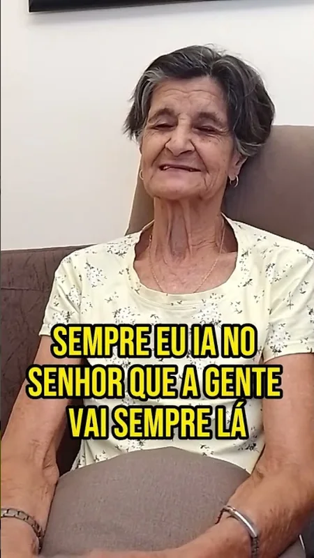 Relato em vídeo de paciente no consultório de Carlos Magno